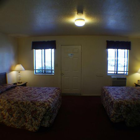 Travelers Motel Cottonwood Habitación foto